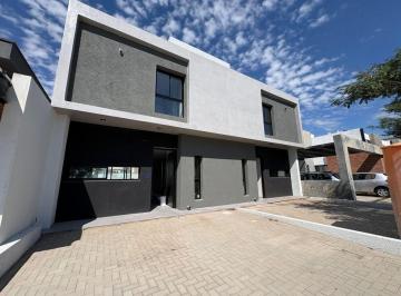 Casa de 4 ambientes, Córdoba · Docta Boulevard Dúplex 3 Dorm 3 Baños