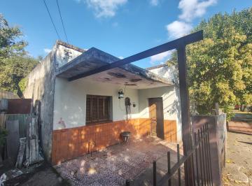 Casa · 80m² · 3 Ambientes · Casa a Reciclar Totalmente, Oportunidad