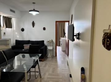 Departamento · 40m² · 2 Ambientes · Departamento en Alquiler - 1 Dormitorio 1 Baño - Monserrat
