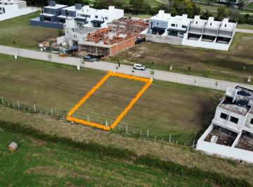 Terreno · 360m² · Terreno en Oportunidad Apto Duplex de 360 m - Campo Chico
