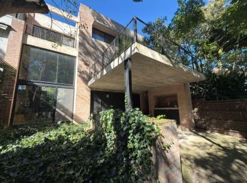 Casa de 6 ambientes, San Isidro · Casa Moderna en Alquiler, Beccar - 3 Dorm. en Suite con Vista Al Rio