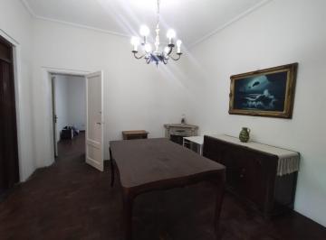 Casa · 163m² · 5 Ambientes · 1 Cochera · Casa a La Venta en Pichincha Richieri Al 200 Rosario