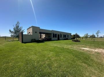Casa · 185m² · 3 Ambientes · Casa en San Antonio de Areco