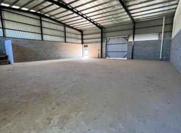 Bodega-Galpón · Galpón de 300 m² en Zona Sur en Alquiler - Velez Sarsfield Al 5800