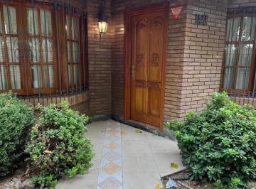 Casa · 186m² · 3 Dormitorios · Casa en Las Heras