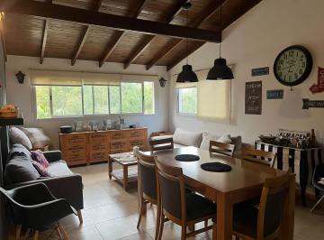 Casa · 330m² · 3 Ambientes · 2 Cocheras · Casa en Valle del Sol