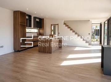 Casa · 223m² · 6 Ambientes · 2 Cocheras · Casa en Venta en Carpinchos, Nordelta, Tigre