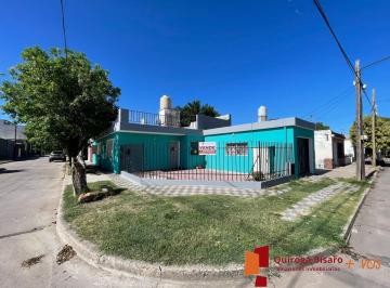 Casa · 196m² · 6 Ambientes · 3 Cocheras · Venta | Talleres Sud | Casa Esquina 196 m² | 3 Dor. | Local o Dpto Indep. | Ideal Inversión | Renta