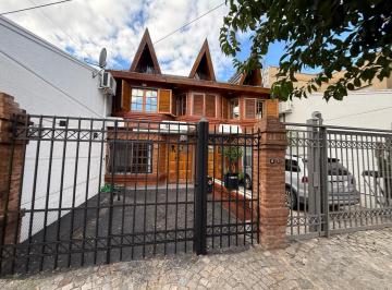 PH · 102m² · 5 Ambientes · 1 Cochera · PH en Venta - Haedo