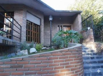 Casa de 7 ambientes, Río Ceballos · Chalet Rio Ceballos