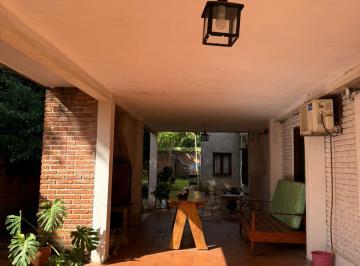 Casa de 6 ambientes, Posadas · Casa Tipo Quinta - 80% Reciclada Nueva