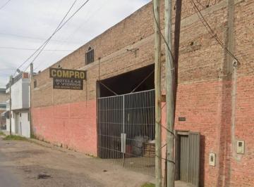 Bodega-Galpón · 1500m² · Galpón en Alquiler en Bernal