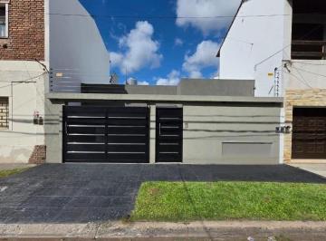 Casa de 3 ambientes, Morón · Casa de 3 Ambientes a Estrenar en Haedo Norte