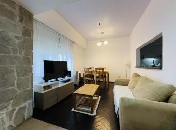 Casa · 133m² · 4 Ambientes · 1 Cochera · Venta / Permuta – Casa de 2 Dorm. con Jardín, Cochera y Terraza – Alberdi, Rosario