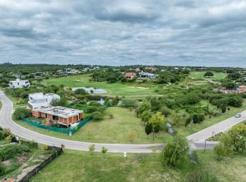Terreno , Mendiolaza · Lote en Venta | 1.651 m² | Fondo Golf | Vista a Laguna | Financiación Propia