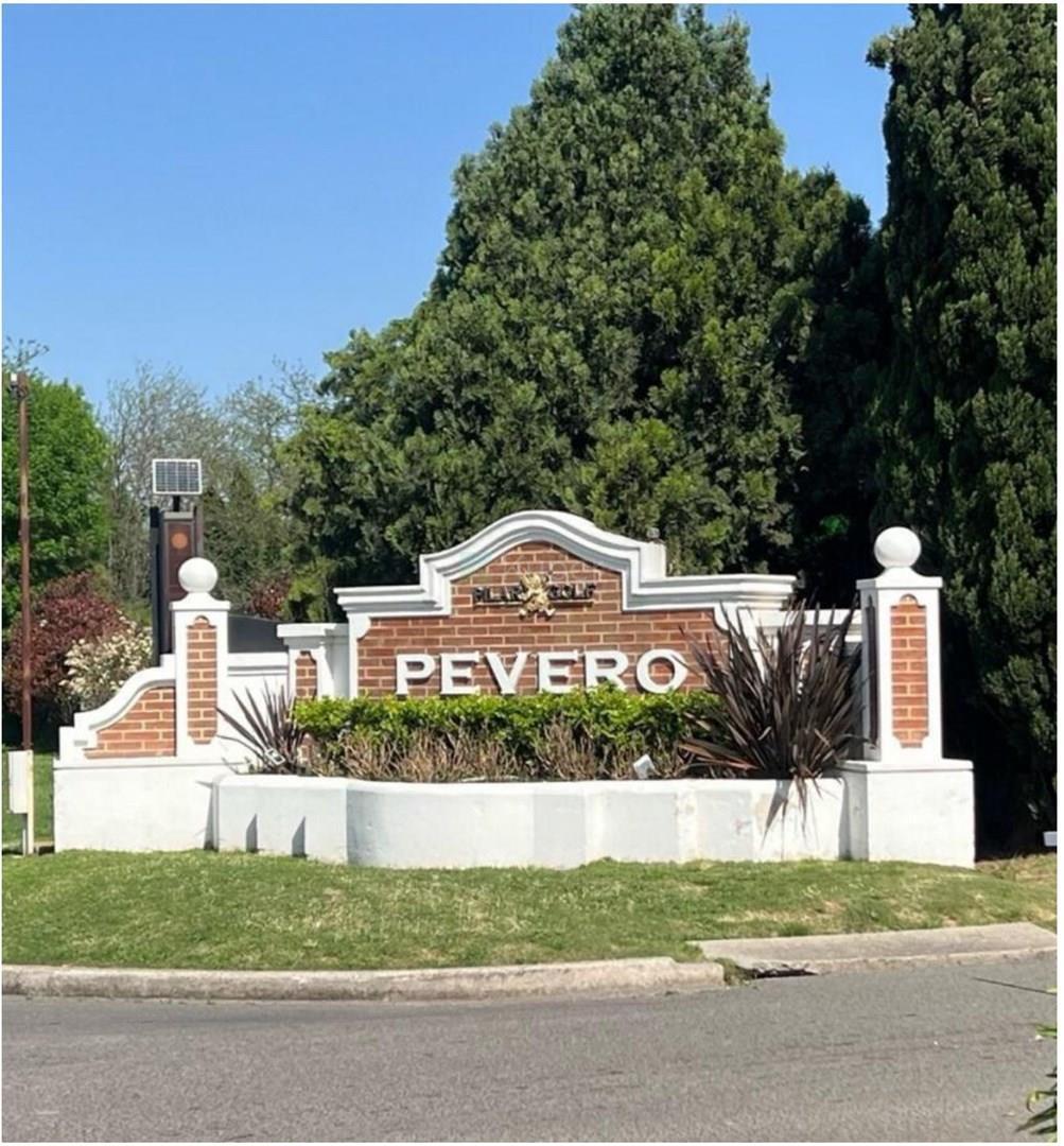 kilómetro 60,5 de la Ruta 8,  Pilar Golf, Pilar