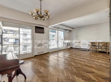 Departamento · 117m² · 3 Ambientes · 1 Cochera · Departamento de 3 Ambientes con Balcón en Venta en Belgrano