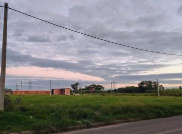 Terreno · 300m² · Terreno de 300 m² en Loteo Colonial
