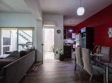 Casa · 174m² · 6 Ambientes · 1 Cochera · Casa en Venta de 4 Dorm. en Venta - Barrio Echesortu Rosario