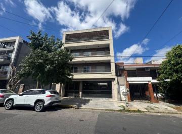 Departamento de 2 ambientes, Lomas de Zamora · Amplio Departamento de Dos Ambientes