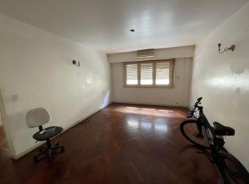 Departamento de 4 ambientes, Balvanera · Juan Domingo Peron 2300, Caba/ Departamento 4 Amientes Venta / 93 M3 / U$s 140.000