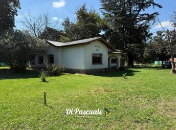 Quinta vacacional · 98m² · 4 Ambientes · Venta Ideal Inversores Quinta con Chalet, Parquización y Pileta - La Reja Norte (Ruta 5)