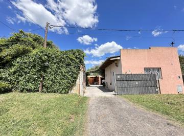 Casa · 163m² · 3 Ambientes · 1 Cochera · Venta Casa - Roque Pérez 2 Habitaciones Departamento Galpón