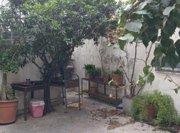 PH de 5 ambientes, Colegiales · Gran PH de 5 Ambientes con Patio y Espacio Aereo - Necesita Arreglos - Fraga Al 200