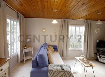 Casa · 85m² · 4 Ambientes · 1 Cochera · Casa en Venta en Villa Elisa de 1 Dormitorio Mas Escritorio Parque Quincho