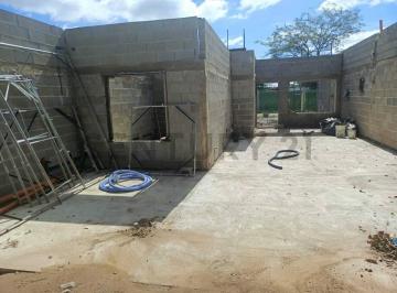 Casa · 123m² · 4 Ambientes · 1 Cochera · Venta de Duplex 2 Dorm. con Pileta en Housing Villa Esquiu