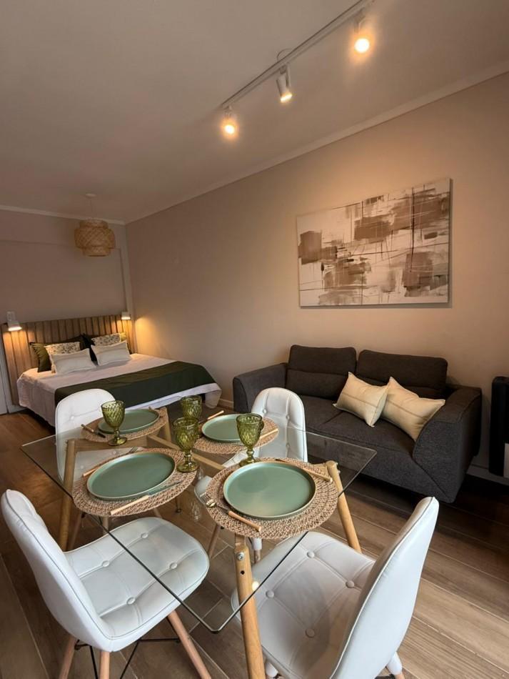 Depto 1 amb, 29m² con balcón y cocina separada — Centro