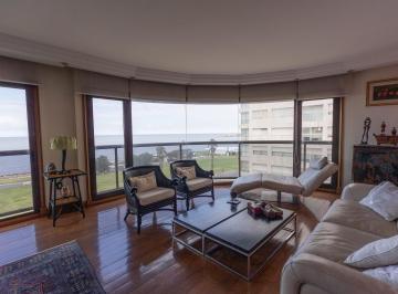 Departamento · 224m² · 4 Ambientes · Primera Línea Al Mar | 3 Suites Servicio | Terraza Parrillero