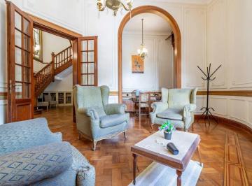Casa · 600m² · 9 Ambientes · 1 Cochera · Alquiler Temporal Mansión de Categoría 650 m² en Recoleta