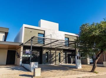 Casa · 140m² · 3 Ambientes · 2 Cocheras · ¡Venta! Dúplex en Docta Boulevard - Etapa 1 ¡A Estrenar!