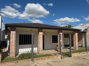 Casa · 80m² · 4 Ambientes · 1 Cochera · Casa en Barrio Belgrano
