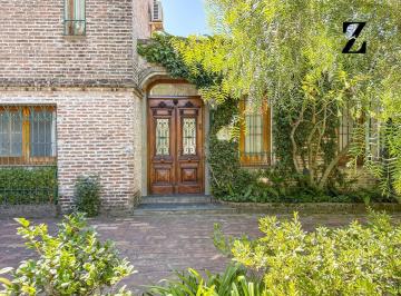Casa · 255m² · 5 Ambientes · 3 Cocheras · Casa en Las Lomas de San Isidro