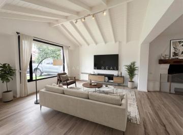 Casa · 220m² · 5 Ambientes · 1 Cochera · Casa en Venta en Lagartos Country Club