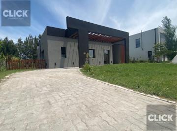 Casa · 177m² · 5 Ambientes · 2 Cocheras · Casa 5 Ambientes en Venta en Barrio Lagos de San Eliseo
