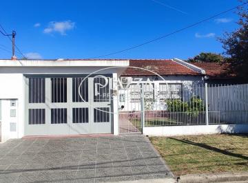 Casa · 77m² · 5 Ambientes · 1 Cochera · Casa en La Plata