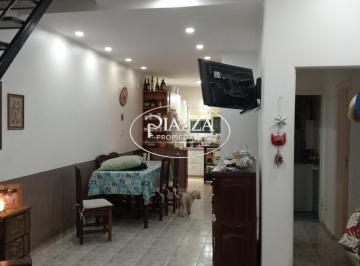 PH · 170m² · 6 Ambientes · 2 Cocheras · PH en La Plata