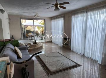 Casa · 110m² · 3 Ambientes · Casa en Venta