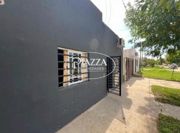 Casa · 576m² · 5 Ambientes · 1 Cochera · Cuatro Viviendas en Venta