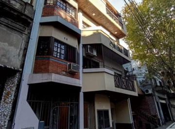 Departamento de 3 ambientes, Almagro · 3 Ambientes con Balcon / Espacio Guardacoche