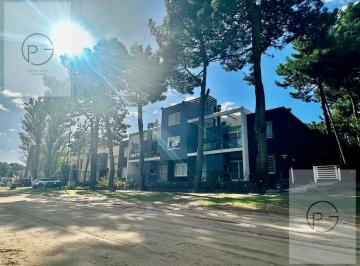 Departamento · 49m² · 3 Ambientes · Venta Departamento de 3 Ambientes en Edificio Athina, Pinamar Centro