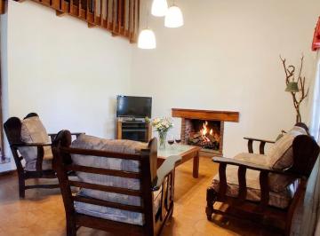Casa de 3 ambientes, Gobernador Benegas · Barrio Trapiche - Godoy Cruz, Mendoza, Venta Casa 3 Dorm., Suite
