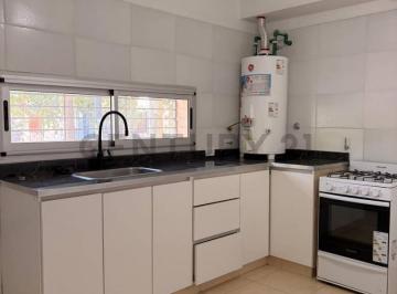 Casa · 105m² · 2 Dormitorios · 1 Cochera · Dúplex en La Quinta Sección, Mendoza