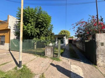 Casa · 120m² · 3 Ambientes · 2 Cocheras · Casa en Venta Loma Hermosa San Martin