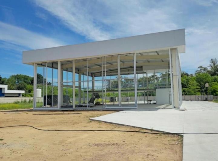 Local comercial · 400m²