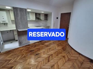 Departamento de 2 ambientes, Caballito · Excelente 2 Ambientes Totalmente Reciclado con Patio Parque Rivadavia