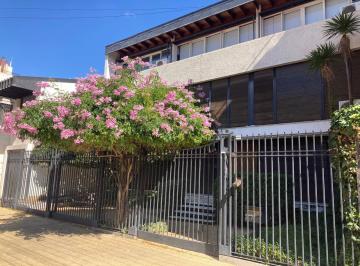 Casa de 5 ambientes, Ciudad de Mendoza · Venta Casa Quinta Sección, Mendoza. Granaderos y Avda Emilio Civit